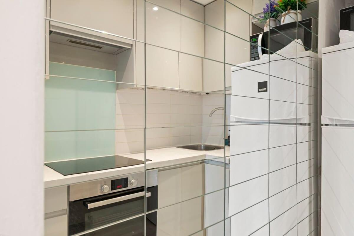 Sg, Classic Knightsbridge Loft Apartment Londra Esterno foto